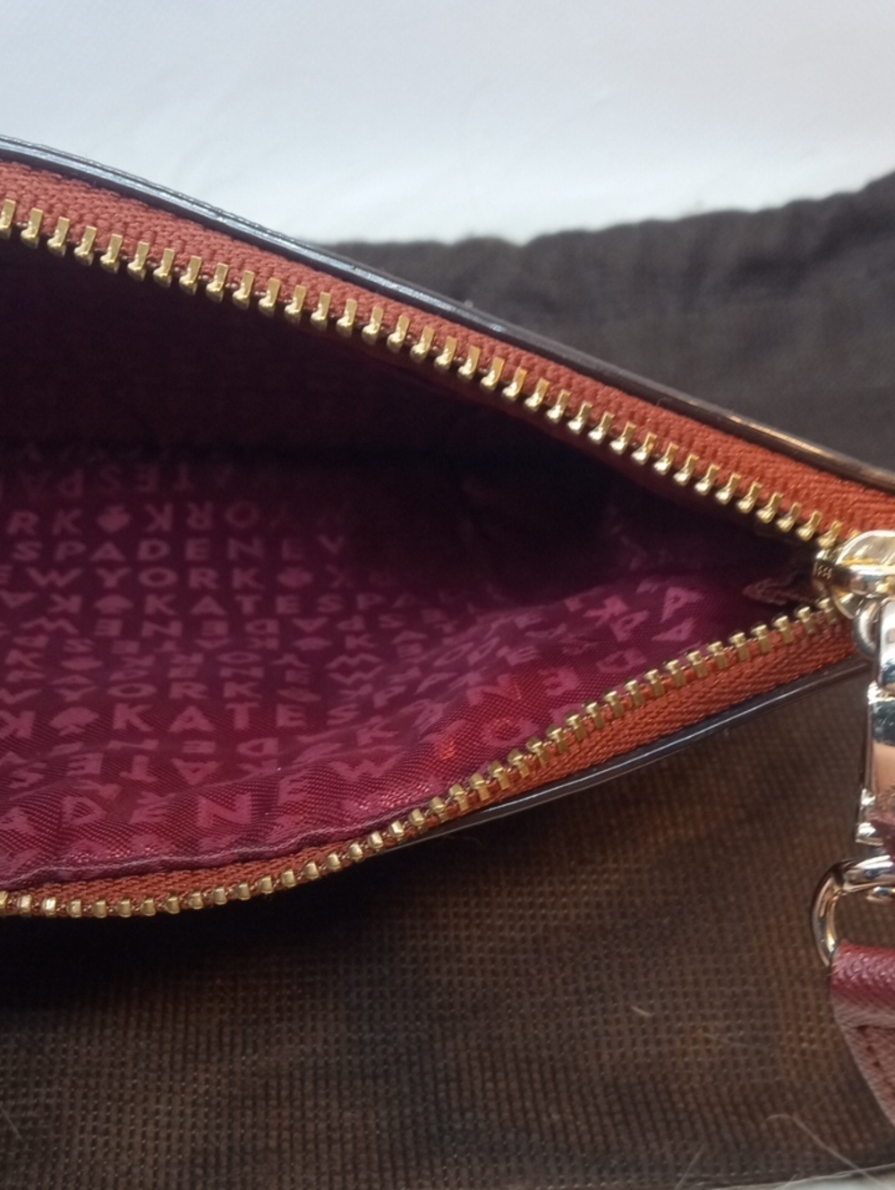 KATE SPADE WRISTLET - Picture 7 of 8